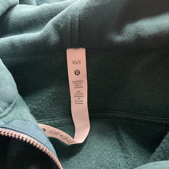 Lululemon oversized scuba half zip with hood. Worn twice - Picture 4 of 5